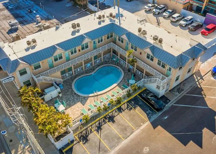 Clearwater #202 - Heated Pool - Steps To The Sand! Apartment *