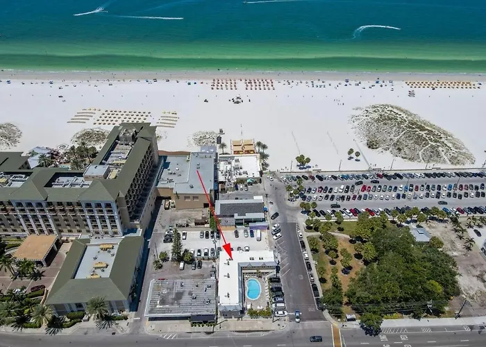 Apartment Clearwater #202 - Heated Pool - Steps To The Sand! Clearwater Beach